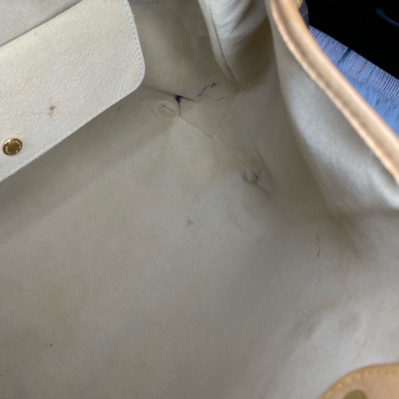 Louis Vuitton Galleria PM - Picture 13 of 14